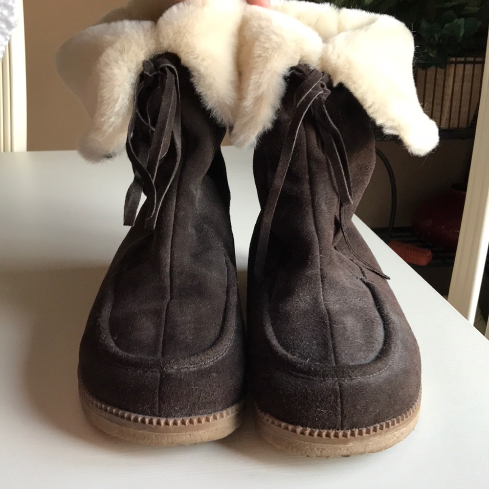 Brand new KORS BY MICHAEL KORS suede & fur boots